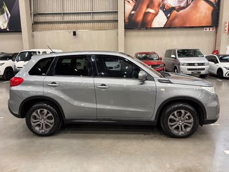 2017-Suzuki-Vitara-16-GL-Allgrip_7
