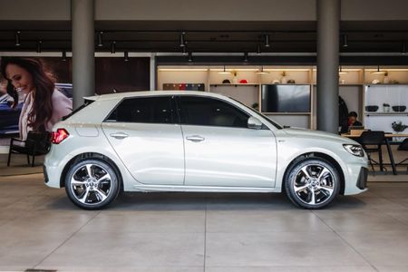 2026-Audi-A1-Sportback-10-TFSI-S-Line-Auto-30-TFSI_4
