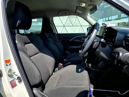 2026-Suzuki-Swift-12-GLX-Auto_9