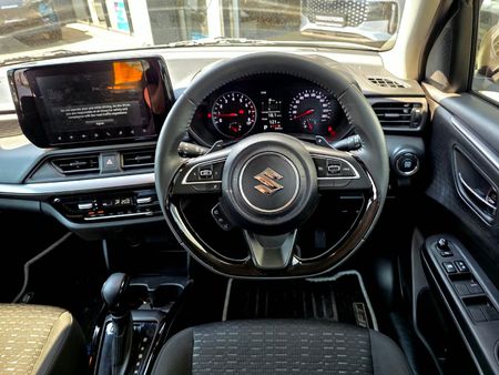 2026-Suzuki-Swift-12-GLX-Auto_8