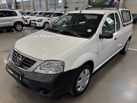 2021-Nissan-NP200-16-AC-Safety-Pack_2
