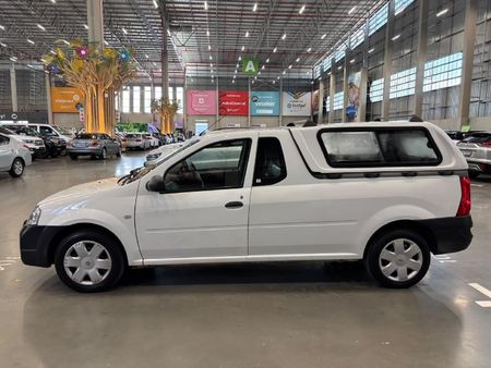 2021-Nissan-NP200-16-AC-Safety-Pack_3