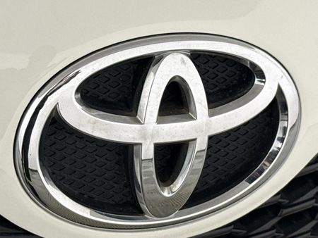 2009-Toyota-Yaris-T3-5-dr_12