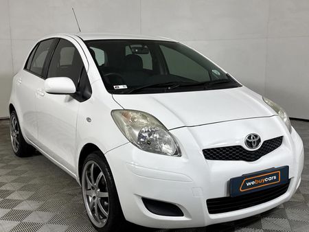 2009-Toyota-Yaris-T3-5-dr_2