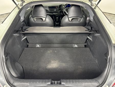 2016-Honda-CR-Z-15_10