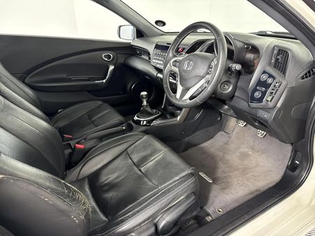 2016-Honda-CR-Z-15_8