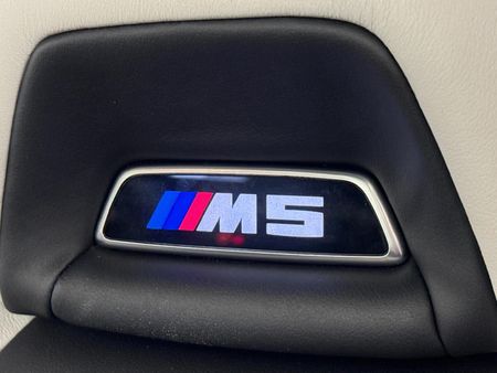 2018-BMW-M5-Auto_12