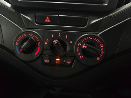2021-Toyota-Starlet-14-XS-Auto_16