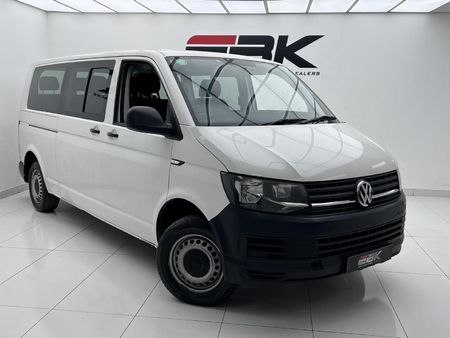 2018-Volkswagen-Transporter-CrewBus-20-TDI-LWB_0