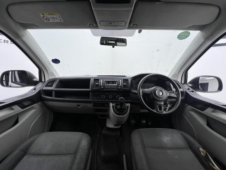 2018-Volkswagen-Transporter-CrewBus-20-TDI-LWB_10