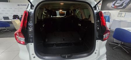 2026-Suzuki-Ertiga-15-GA_11