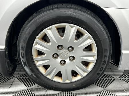 2007-Honda-Civic-18-LXi-Sedan_16