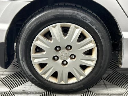 2007-Honda-Civic-18-LXi-Sedan_18