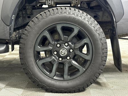 2021-Toyota-Hilux-28-GD-6-Raised-Body-Legend-RS-4x4-Auto-Double-Cab_17