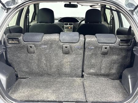 2008-Toyota-Yaris-T3-5-dr_15