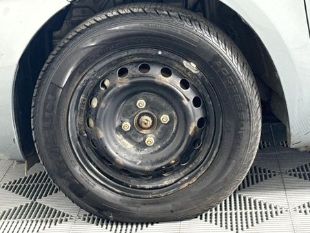2008-Toyota-Yaris-T3-5-dr_16