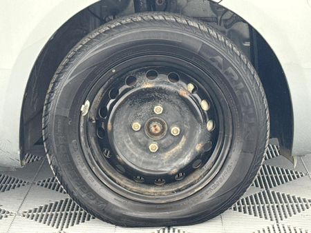 2008-Toyota-Yaris-T3-5-dr_17