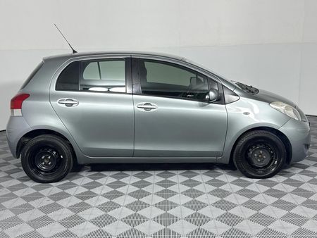 2008-Toyota-Yaris-T3-5-dr_3