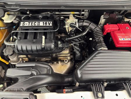 2013-Chevrolet-Spark-12-L_13