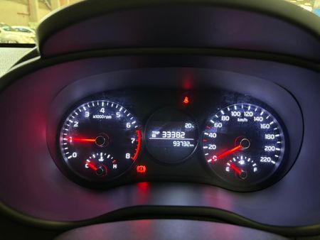 2019-Kia-Picanto-10-Start_10
