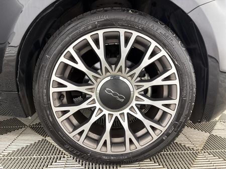 2019-Fiat-500-900T-Twinair-Lounge_16