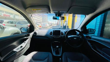 2019-Ford-Figo-15Ti-VCT-Titanium-5-dr_12