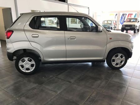2026-Suzuki-S-Presso-10-GL-AMT_7
