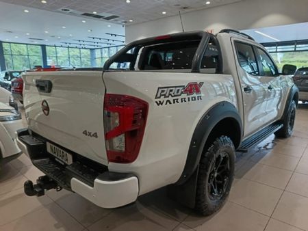 2026-Nissan-Navara-25DDTi-PRO-4X-Warrior-4x4-Double-Cab-Auto_11