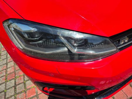2020-Volkswagen-Golf-VII-20-TSI-R-Auto-228kW_16