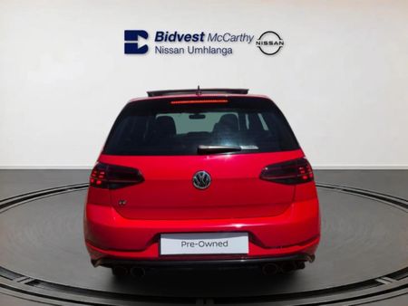 2020-Volkswagen-Golf-VII-20-TSI-R-Auto-228kW_2