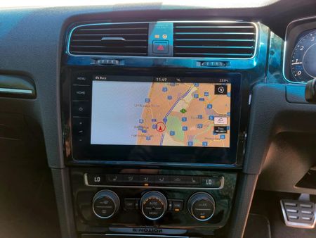 2020-Volkswagen-Golf-VII-20-TSI-R-Auto-228kW_8
