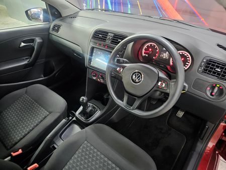 2025-Volkswagen-Polo-Vivo-14_3