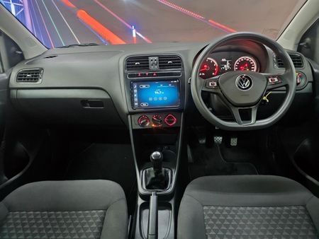2025-Volkswagen-Polo-Vivo-14_7