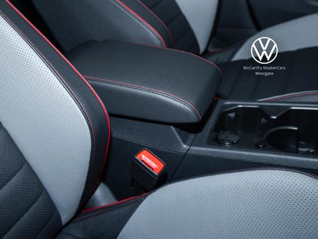 2026-Volkswagen-Golf-8-GTI-20-TSI-DSG_20
