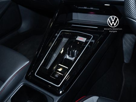 2026-Volkswagen-Golf-8-GTI-20-TSI-DSG_21