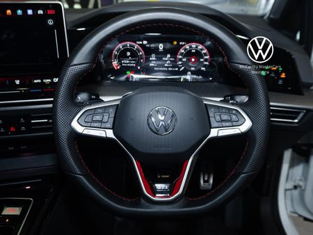 2026-Volkswagen-Golf-8-GTI-20-TSI-DSG_26