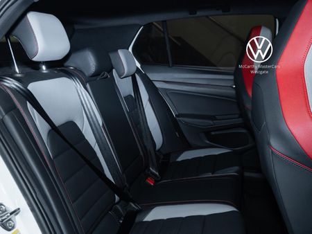 2026-Volkswagen-Golf-8-GTI-20-TSI-DSG_27
