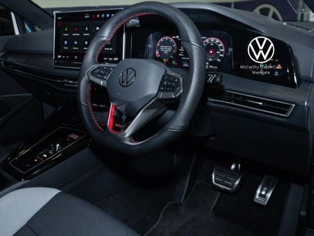 2026-Volkswagen-Golf-8-GTI-20-TSI-DSG_31