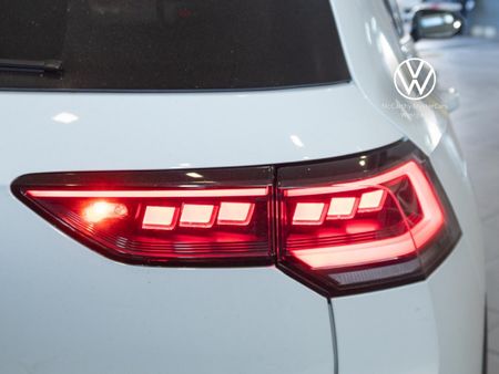 2026-Volkswagen-Golf-8-GTI-20-TSI-DSG_8