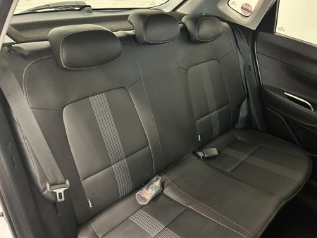 2022-Hyundai-i20-10-TGDI-Fluid-DCT_15