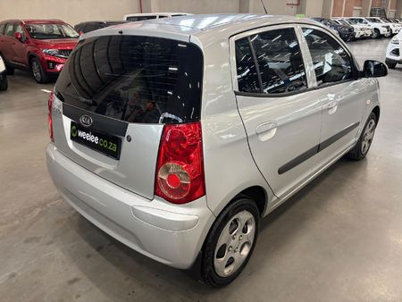 2010-Kia-Picanto-11-LX_5