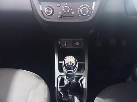 2025-Renault-Kwid-10-Techno_20