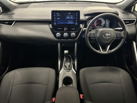 2024-Toyota-Corolla-Cross-18-XI_9