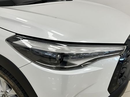 2024-Toyota-Corolla-Cross-18-XI_27