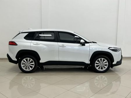2024-Toyota-Corolla-Cross-18-XI_2