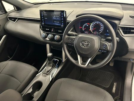 2024-Toyota-Corolla-Cross-18-XI_7