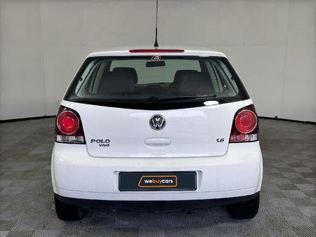 2013-Volkswagen-Polo-Vivo-16-Trendline-5-dr_4