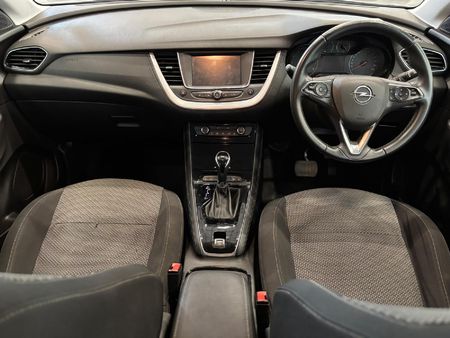 2020-Opel-Grandland-X-16T-Auto_11