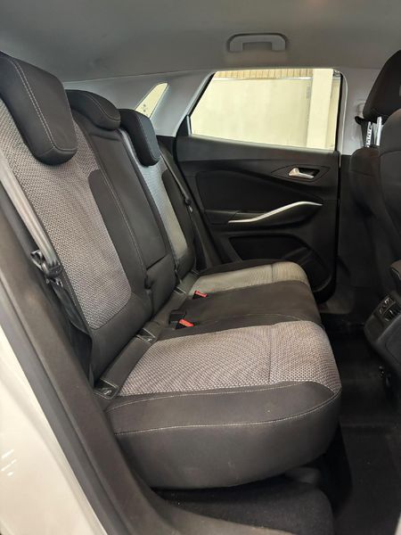 2020-Opel-Grandland-X-16T-Auto_12