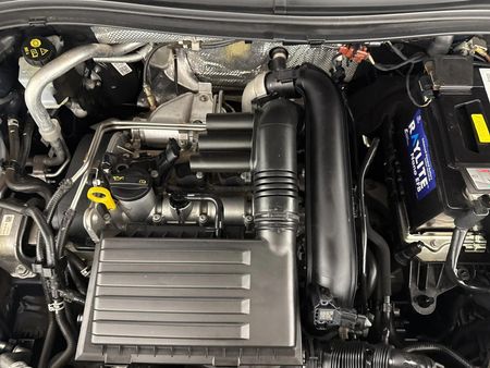 2018-Volkswagen-Tiguan-14-TSI-Comfortline-92kW_14